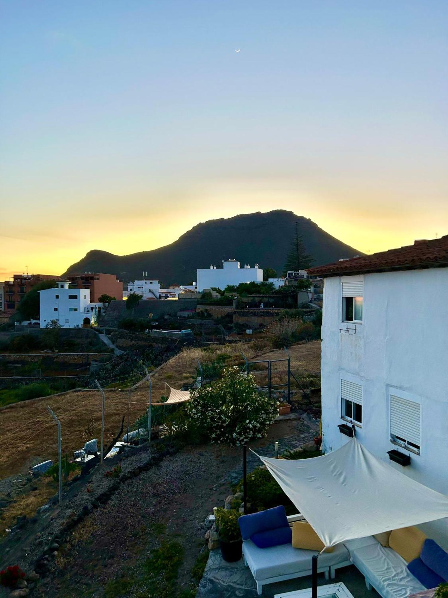 Апартаменты Casa Mirador Арона Экстерьер фото